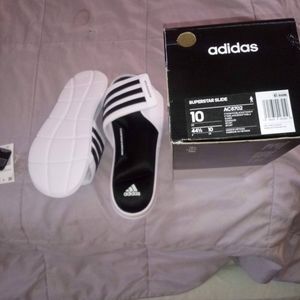 Adidas slide slippers